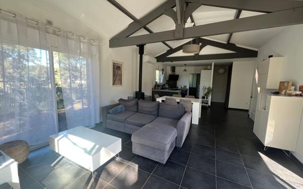 Maison à vendre    7 pièces • 144 m2 Biscarrosse