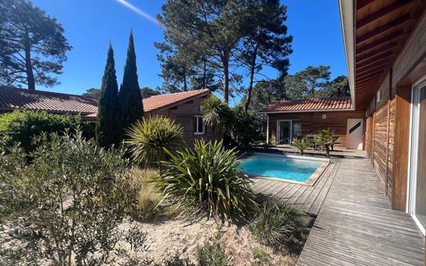 Maison à vendre    7 pièces • 144 m2 Biscarrosse