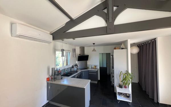 Maison à vendre    7 pièces • 144 m2 Biscarrosse