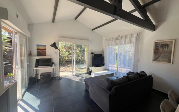 Maison à vendre    7 pièces • 144 m2 Biscarrosse