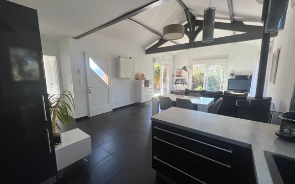 Maison à vendre    7 pièces • 144 m2 Biscarrosse