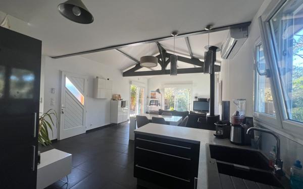 Maison à vendre    7 pièces • 144 m2 Biscarrosse