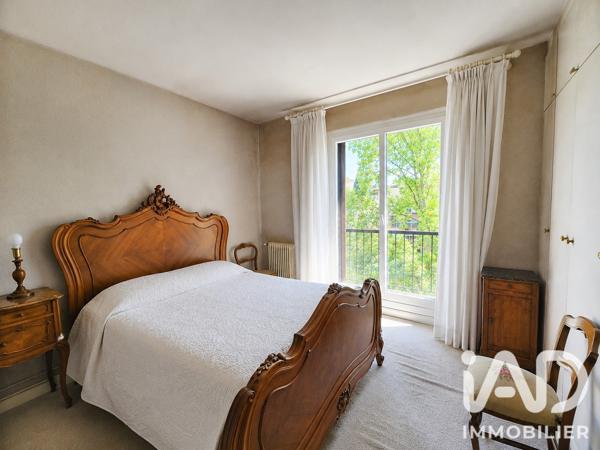 Appartement à vendre 5 pièces 103,8 m² Saint-Germain-en-Laye