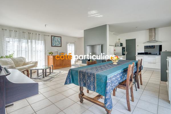 Vente Maison97 m² - 5 Pièces - MONTAIGU VENDEE (85600)