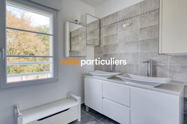 Vente Maison97 m² - 5 Pièces - MONTAIGU VENDEE (85600)