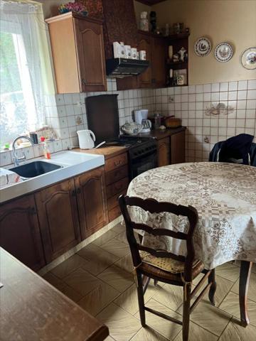 Maison à vendre à Châteaulin dans le Finistère (29150), ref : 29060-1067819