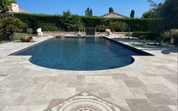 Montayral (47500) Maison vie de plain pied 4 chambres, piscine et dépendances à Montayral