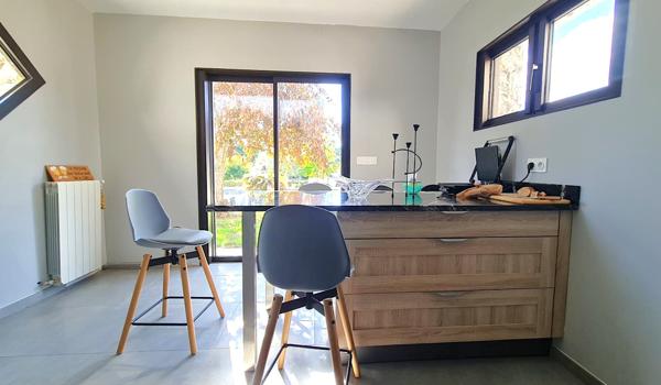 Montayral (47500) Maison vie de plain pied 4 chambres, piscine et dépendances à Montayral