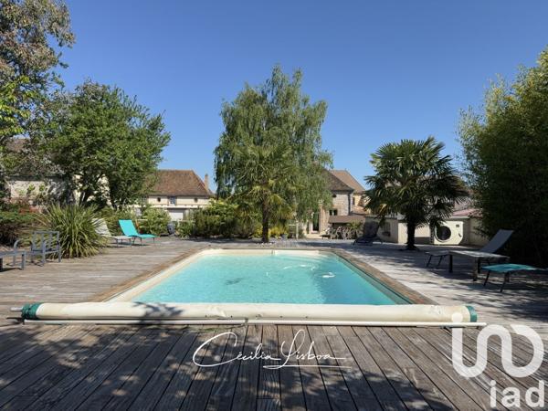 Maison à vendre 14 pièces 527 m² Saint-Sérotin