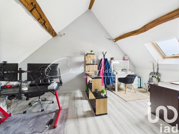 Maison à vendre 14 pièces 527 m² Saint-Sérotin