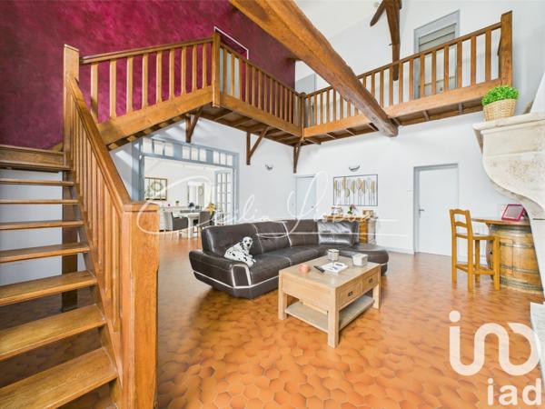 Maison à vendre 14 pièces 527 m² Saint-Sérotin