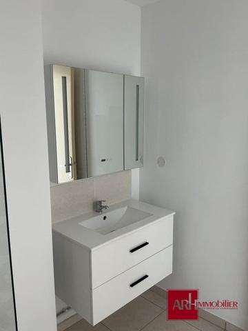 T3 NEUF SAINT PIERRE