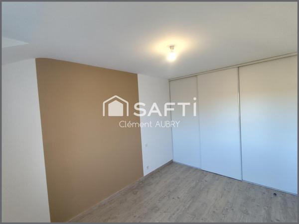 Beau pavillon avec terrain !