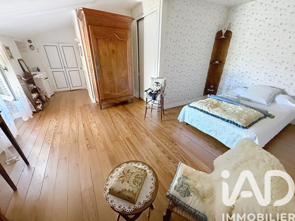 Maison à vendre 6 pièces 189 m² Châtillon-sur-Thouet