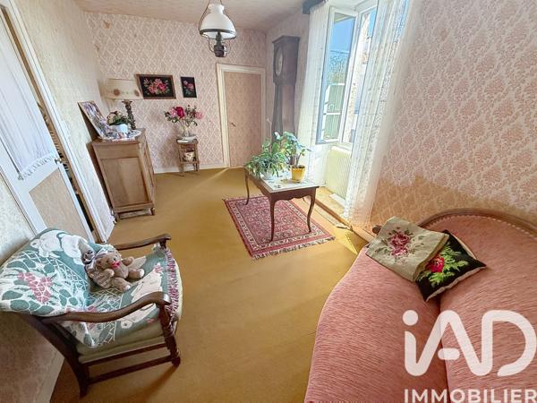 Maison à vendre 6 pièces 189 m² Châtillon-sur-Thouet