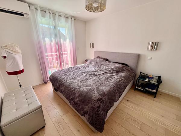 Maison Courdimanche 9 pièce(s) 231 m2 599 000 € **  - Référence  2324