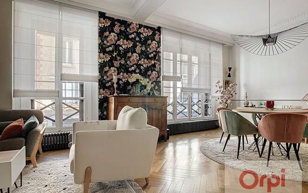 Maison à vendre    6 pièces • 188 m2 Issy-les-Moulineaux