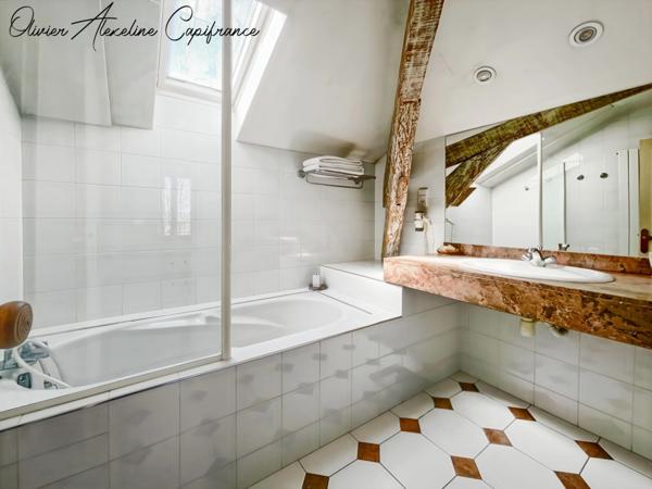 Belle propriété à vendre 16 pièces BRANTOME (24)