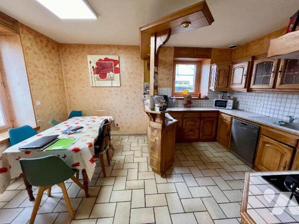 Maison à Vendre à Ploumilliau (22300) en Côtes-d'Armor (22)

Cette maison présente une surfac...