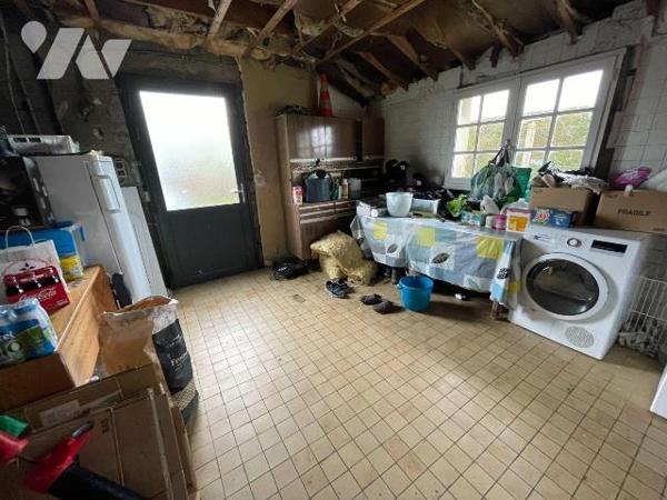 Maison à Vendre à Ploumilliau (22300) en Côtes-d'Armor (22)

Cette maison présente une surfac...