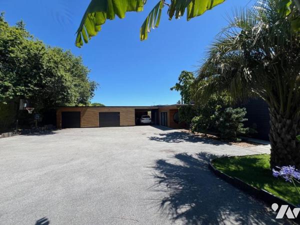 Maison d'architecte avec piscine 