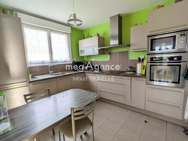 Maison à SAINT-GERVAIS-EN-BELIN, 72220 - 6 pièces 123m²