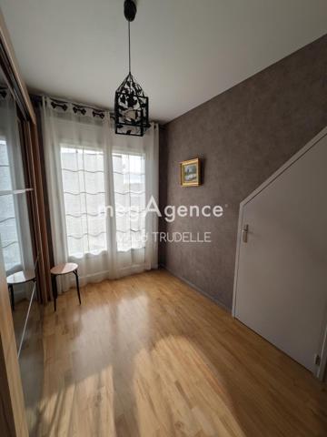 Maison à SAINT-GERVAIS-EN-BELIN, 72220 - 6 pièces 123m²