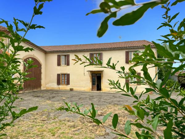 Propriete à vendre - 252 m2 - 44 hectares avec lac - BASSOUES (32)