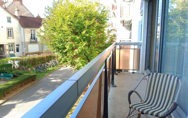 Appartement à vendre    2 pièces • 62 m2 Dijon