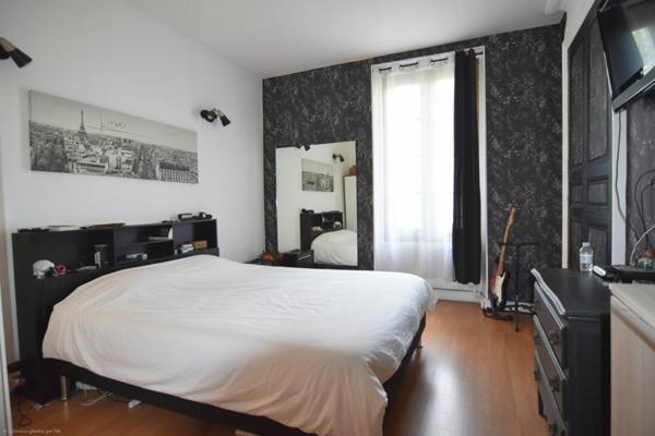 Volumes, cachet et vue sur l’Yonne : une maison familiale aux prestations complètes