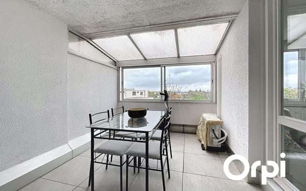 Appartement à vendre    3 pièces • 75,08 m2 Décines-Charpieu