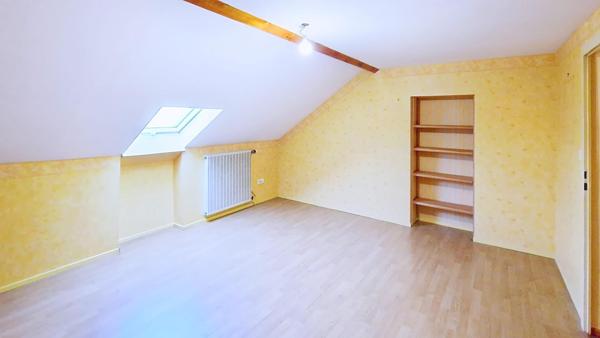 MAISON DE 116 M² JARDIN CLOS A VENDRE A AMNEVILLE