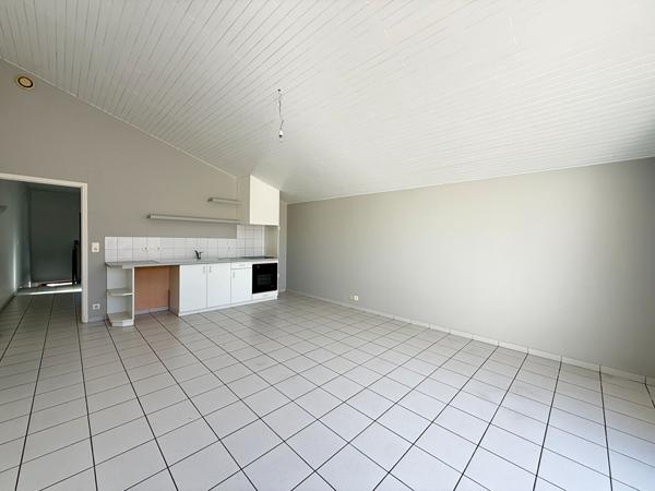 47300 VILLENEUVE SUR LOT A Eysses, appartement avec terrasse