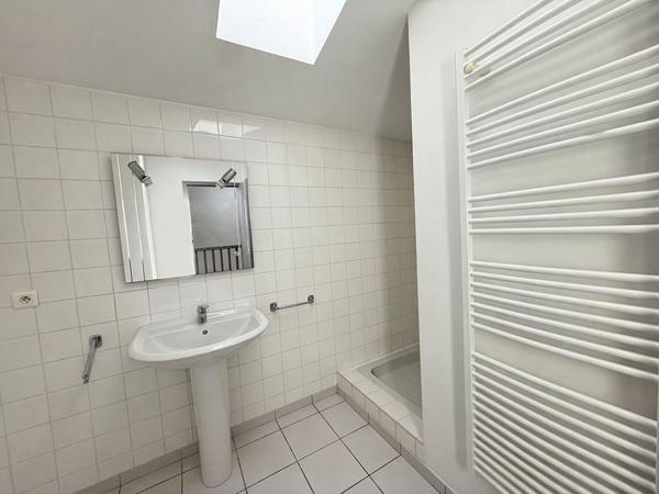 47300 VILLENEUVE SUR LOT A Eysses, appartement avec terrasse