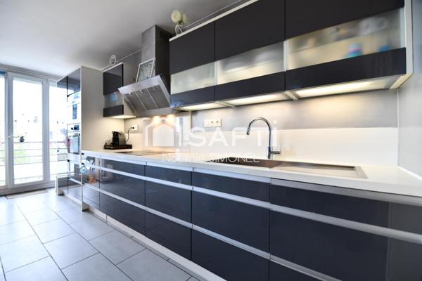 Grand appartement de trois pièces ! Ravalement réalisé récemment!