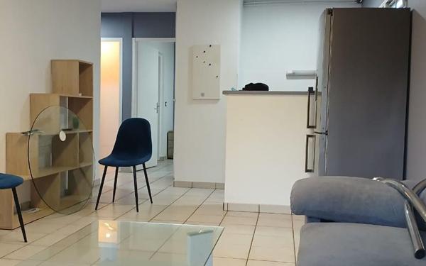 Appartement à vendre    2 pièces • 35,60 m2 Les Abymes