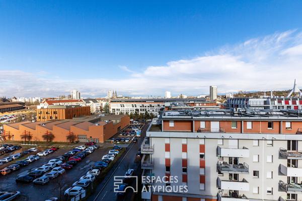 Loft en dernier étage et son rooftop quartier Fonderie