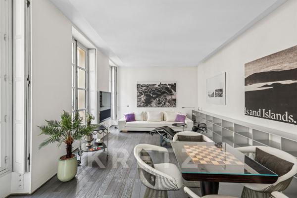 À deux pas de l'église  Saint-Sulpice et du Jardin du Luxembourg