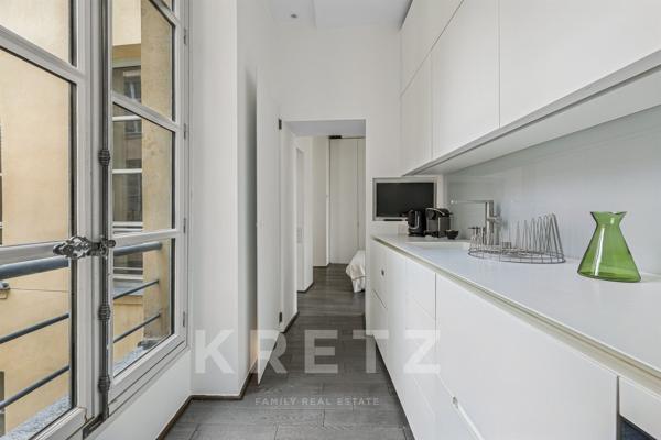 À deux pas de l'église  Saint-Sulpice et du Jardin du Luxembourg