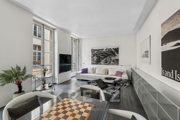 À deux pas de l'église  Saint-Sulpice et du Jardin du Luxembourg