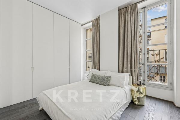 À deux pas de l'église  Saint-Sulpice et du Jardin du Luxembourg