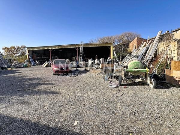 Hangar de 178 m2 sur terrain à batir