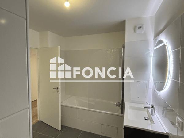 Location Appartement 3 pièces 78.5 m² - Clichy 92110