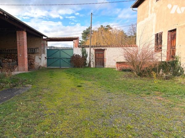 Maison d'habitation 115 m² avec terrain et garage.
PRIX : 150 000 €. 
Mr Grandpierre 07 86 12 52 67