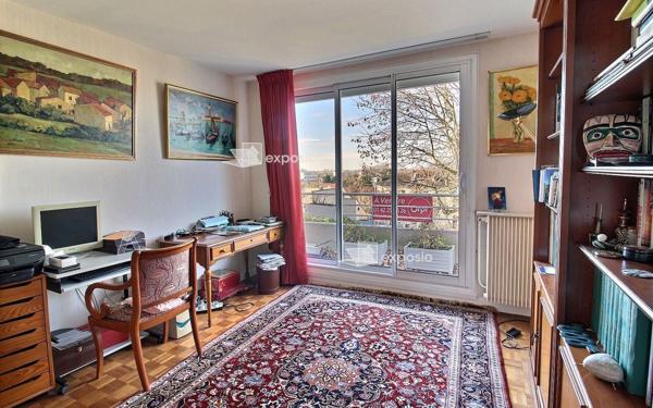 Appartement à vendre    4 pièces • 82 m2 Saint-Maur-des-Fossés
