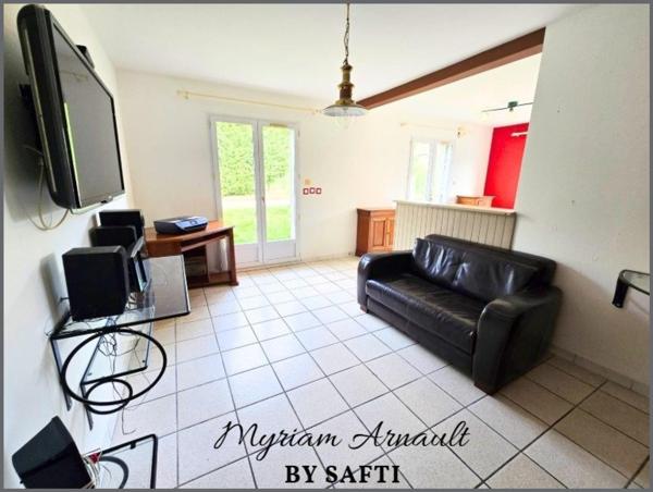 Maison Contemporaine 4 chambres garage piscine