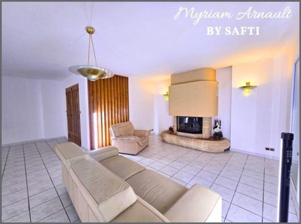 Maison Contemporaine 4 chambres garage piscine