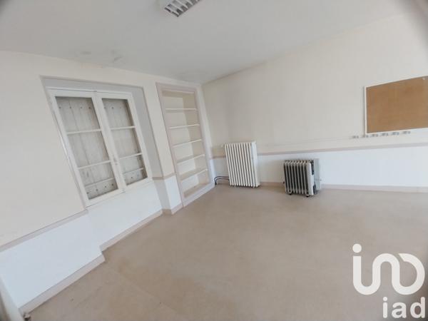 Maison à vendre 8 pièces 243 m² Montmorillon