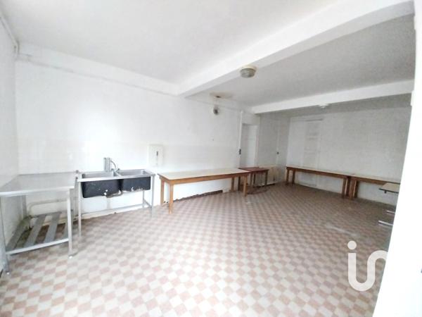 Maison à vendre 8 pièces 243 m² Montmorillon