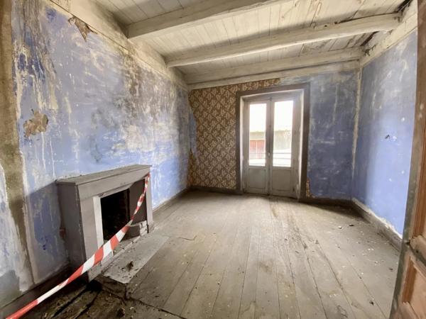 Immobilier Chamalières-sur-Loire (43800) – Maison 200m2 – 50 000 €